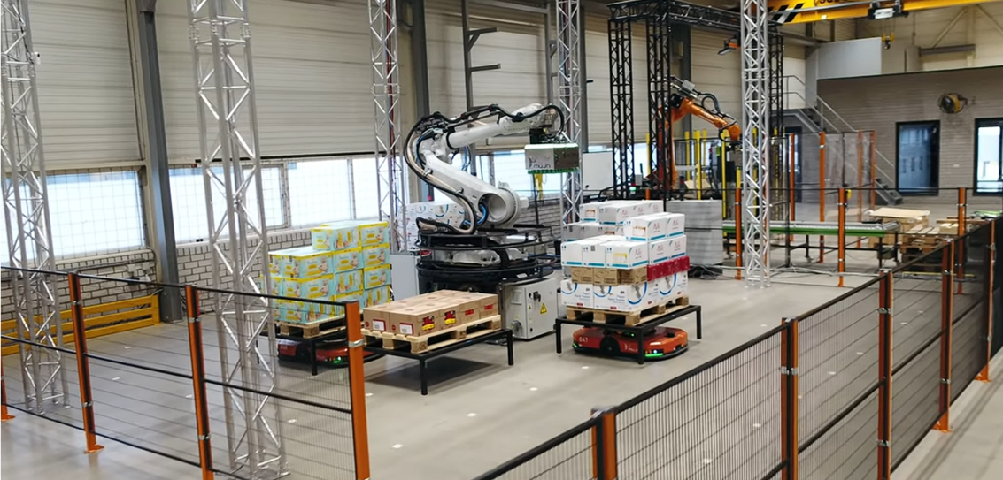 Robol in logistics operations - demo at Mujin