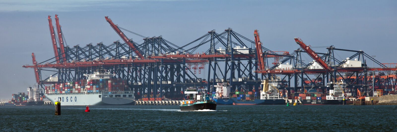 Port of Rotterdam - ships in the harbour